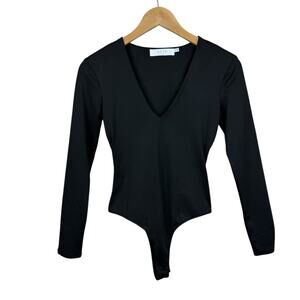 ASTR The Label Long Sleeve Black V-Neck  Basic Casual Bodysuit Women’s Sz XS